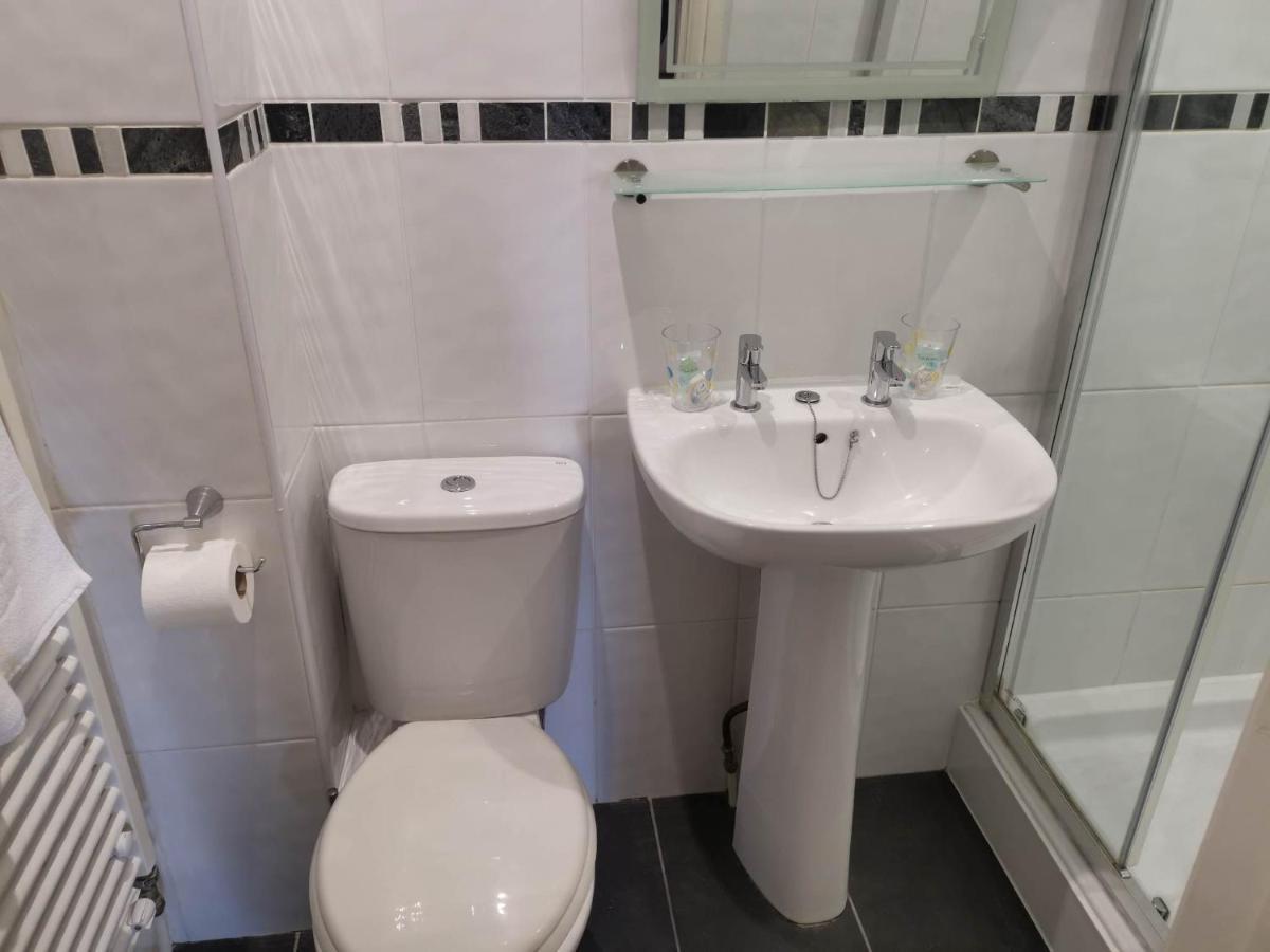 Llety Teifi Guest House Cardigan Extérieur photo