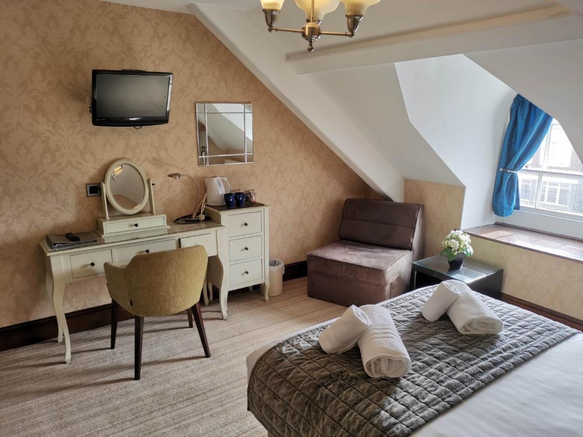 Llety Teifi Guest House Cardigan Extérieur photo