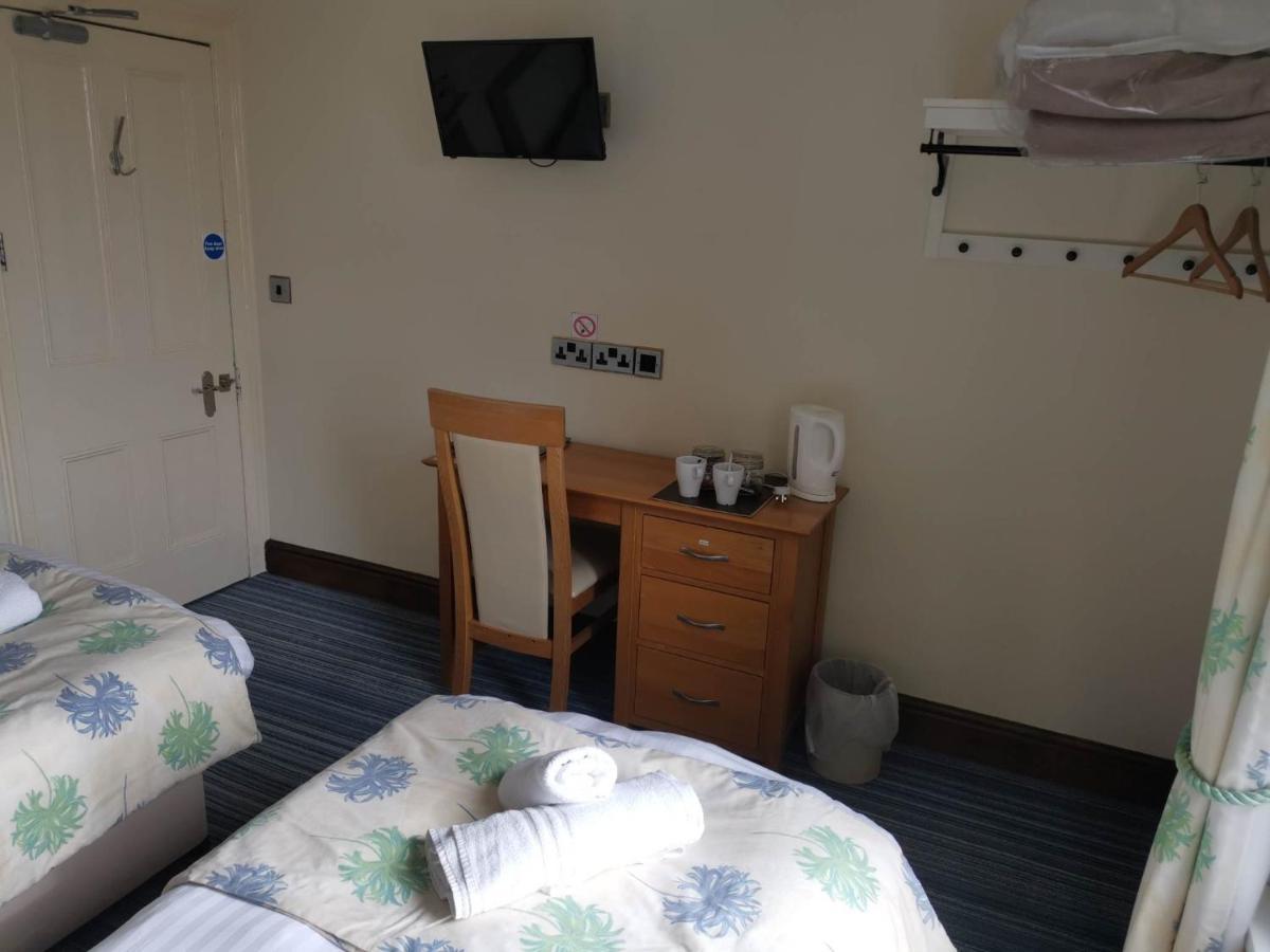 Llety Teifi Guest House Cardigan Extérieur photo