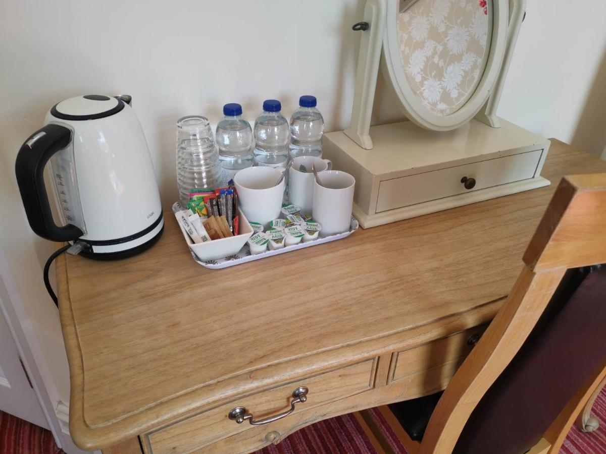 Llety Teifi Guest House Cardigan Extérieur photo